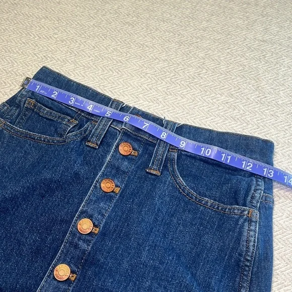 Madewell Denim Skirt. Madewell Jean Skirt.  Size 24 - Picture 6 of 9